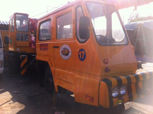 ต้องการขายรถเครนให่ญเครื่องนิสันยูดีพีอี6เครนคาโต้เครน11ตันเครื่องดีสภาพพร้อมใช้สนใจติดต่อด่วน