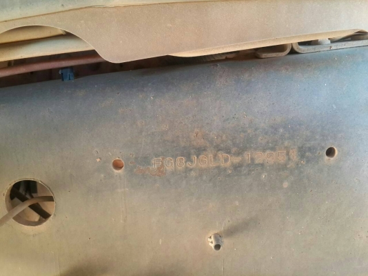 รถฮีโน่ 6 ล้อ FG8J 220 แรงม้า. ปี 56. ( รถวิ่ง 97,xxx กม. ) สนใจติดต่อ 081 - 6079515 รถฮีโน่ 6 ล้อ FG8J 220 แรงม้า. ปี 56. ( รถวิ่ง 97,xxx กม. ) สนใจติดต่อ 081 - 6079515