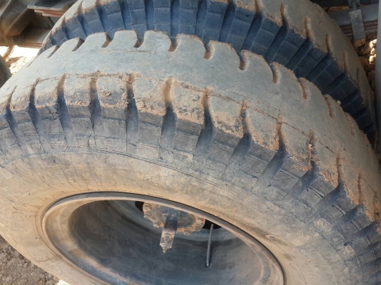 รถฮีโน่ 6 ล้อ FG8J 220 แรงม้า. ปี 56. ( รถวิ่ง 97,xxx กม. ) สนใจติดต่อ 081 - 6079515 รถฮีโน่ 6 ล้อ FG8J 220 แรงม้า. ปี 56. ( รถวิ่ง 97,xxx กม. ) สนใจติดต่อ 081 - 6079515