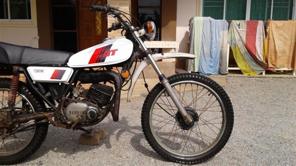 ขาย DT100 เครื่องดีโครงไม่ดามคันสตาร์ทคันเกียร์ไม่เชื่อมเหมาะสำหรับนักปั้นราคาเบาๆ 6900 บาท