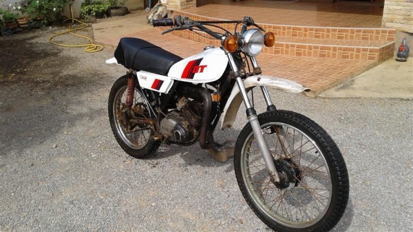 ขาย DT100 เครื่องดีโครงไม่ดามคันสตาร์ทคันเกียร์ไม่เชื่อมเหมาะสำหรับนักปั้นราคาเบาๆ 6900 บาท