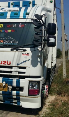 หกล้อ อีซูซุ FTR 240 ปี55 ช่วงยาว8.20ม รุ่นพิเศษ ตู้10บาน สภาพดีสวยพร้อมใช้ ทะเบียนพร้อมโอน