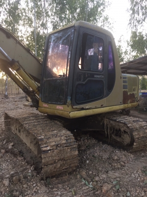 ขายรถแบคโฮ KOMATSU  pc 120-6 โซ่หนา เอวแน่น เครื่องดีปั้มดีรถทำงานอยู่ยโสราคา680,000 090-772-3710 090-772-3708