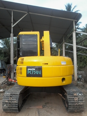 รถแบคโฮมือ2 โคมาสสุ 75UU-2