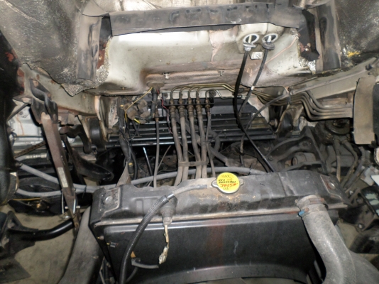 ขาย 6 ล้อ ฮีโน่สมอทอง  200 แรง ยาว 7.2  ม.  ปี 2545 สภาพดี เครื่องแน่น คัสซีสวย พร้อมใช้งาน  ชมรถก่อนได้ครับ สนใจติดต่อได้ที่ 081-9425443   081-5715326