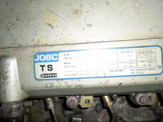 ขาย 6 ล้อ ฮีโน่สมอทอง  200 แรง ยาว 7.2  ม.  ปี 2545 สภาพดี เครื่องแน่น คัสซีสวย พร้อมใช้งาน  ชมรถก่อนได้ครับ สนใจติดต่อได้ที่ 081-9425443   081-5715326