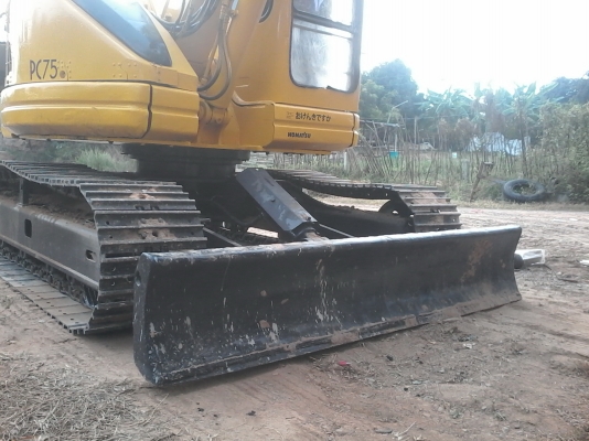 รถแบคโฮมือ2 โคมาสสุ 75UU-2 รถแบคโฮมือ2 โคมาสสุ 75UU-2