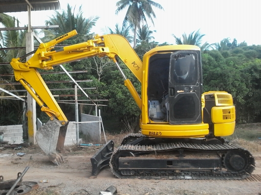 รถแบคโฮมือ2 โคมาสสุ 75UU-2 รถแบคโฮมือ2 โคมาสสุ 75UU-2