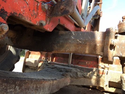 รถไถ KUBOTA M9540  2 เพลา.  ( รถทำงาน 5,xxx ชม. )    สนใจติดต่อ  081 - 6079515