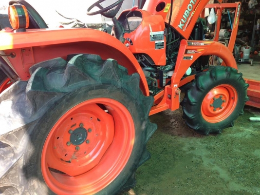 คูโบต้า L3608 4 WD