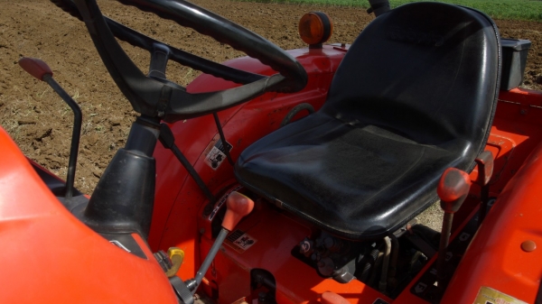 ขาย Kubota L3608 รถสภาพใหม่ พร้อมใช้ สนใจติดต่อครับ