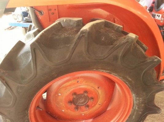 ขายคูโบต้า L4708 4 WD ตัวเปล่า สภาพเดิมๆ เล่มพร้อม