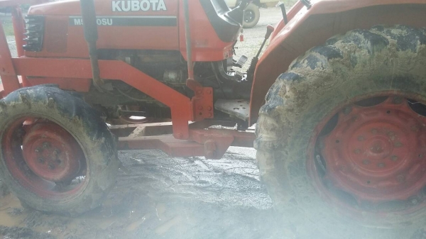 ขายรถไถ KUBOTA M5000 เอกสารเล่มทะเบียน ใบมีดดันหน้า 6 จาน ราคา 280000