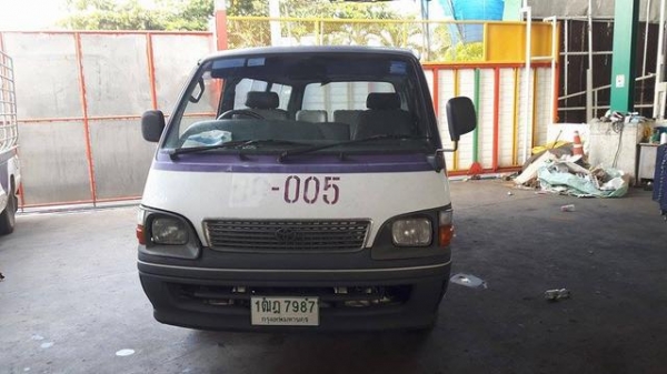 ขาย Totota HIACE ปี2001 สภาพพร้อมใช้ 90,000 บาท