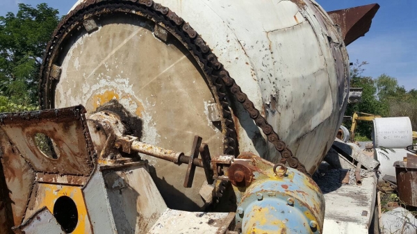 ขายตามสภาพ รถโม่ปูน 5 คิว ISUZU 2 เพลา เครื่อง 260 แรงม้า คัสซีสวยตลอดเส้น ช่วงล่างใหญ่ ทะเบียนครบพร้อมชุดโอน