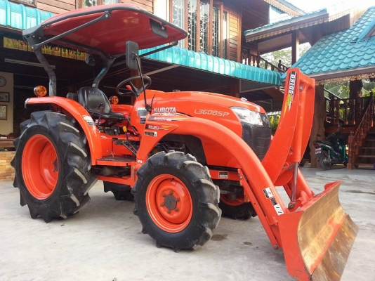 คูโบต้า L3608 SP 4 WD รุ่นใหม่ล่าสุด พร้อมใบมีดตราช้าง ทำงาน 295 ชั่วโมง เล่มพร้อม