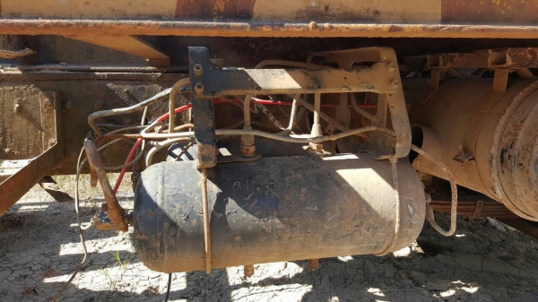 ขายเทนเลอร์ 10 ล้อ 2 เพลา ไม่มีทะเบียน NISSAN เครื่อง PE6-T 260 แรงม้า วางหัว SUMO ช่วงล่างเบรคแห้ง คัสซีดี พาวเวอร์ ราคาต่อรองได้