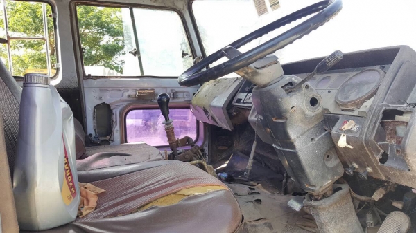 ขายรถ 6 ล้อ HINO KR360 ติดเครน 3 ตัน เครื่อง HO7C 180 แรงม้า คัสซีสวยตลอดเส้น เบรคทิฟฟี่ พาวเวอร์ ยางเต็ม ทะเบียนพร้อมโอนครับ ขายรถ 6 ล้อ HINO KR360 ติดเครน 3 ตัน เครื่อง HO7C 180 แรงม้า คัสซีสวยตลอดเส้น เบรคทิฟฟี่ พาวเวอร์ ยางเต็ม ทะเบียนพร้อมโอนครับ