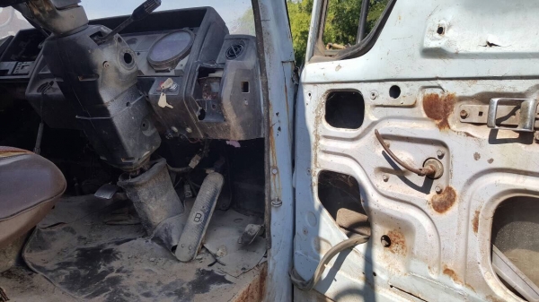 ขายรถ 6 ล้อ HINO KR360 ติดเครน 3 ตัน เครื่อง HO7C 180 แรงม้า คัสซีสวยตลอดเส้น เบรคทิฟฟี่ พาวเวอร์ ยางเต็ม ทะเบียนพร้อมโอนครับ ขายรถ 6 ล้อ HINO KR360 ติดเครน 3 ตัน เครื่อง HO7C 180 แรงม้า คัสซีสวยตลอดเส้น เบรคทิฟฟี่ พาวเวอร์ ยางเต็ม ทะเบียนพร้อมโอนครับ