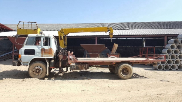 ขายรถ 6 ล้อ HINO KR360 ติดเครน 3 ตัน เครื่อง HO7C 180 แรงม้า คัสซีสวยตลอดเส้น เบรคทิฟฟี่ พาวเวอร์ ยางเต็ม ทะเบียนพร้อมโอนครับ ขายรถ 6 ล้อ HINO KR360 ติดเครน 3 ตัน เครื่อง HO7C 180 แรงม้า คัสซีสวยตลอดเส้น เบรคทิฟฟี่ พาวเวอร์ ยางเต็ม ทะเบียนพร้อมโอนครับ