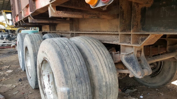 ขายหางเทนเลอร์ 3 คาน ยาว 12 เมตร ไม่มีทะเบียน ราคาต่อรองได้ครับ