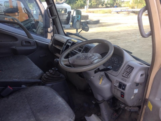 หัวเก๋งรถบรรทุก 4 ล้อ ,6 ล้อเล็กCABIN HINO XZU302,TOYOTA DYNA 200-300 (รุ่นใหม่ยกหัวได้/มีแหนบ/มีคัสซี /มีฐานล่าง) ราคาเพียง 57,000 บาท สนใจรีบติดต่อ 0819337688