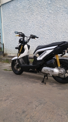 Zoomer x  รถบ้านแท้ ชื่อเจ้าของคนเดียว เล่มชุดโอนครบ ภาษีพรบ59