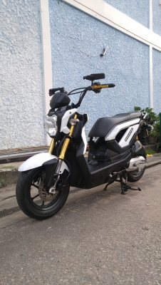 Zoomer x  รถบ้านแท้ ชื่อเจ้าของคนเดียว เล่มชุดโอนครบ ภาษีพรบ59