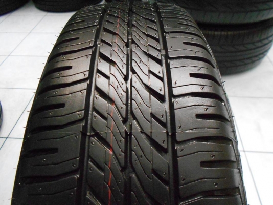 ล้อแม็ก New Jazz ขอบ 15 พร้อมยางป้ายแดง Goodyear 175/65/15 ผลิตปี 2015/เทิร์นได้ ใส่ฟรีค่ะ