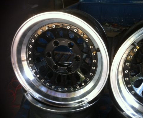 แมคหยดน้ำ ขอบ 15 นิ้ว แมคหยดน้ำ ขอบ 15 นิ้ว