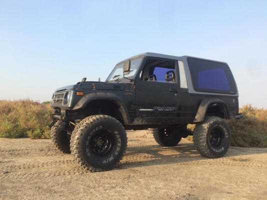 คารีเบี้ยนตู้ปลาเครื่อง1800cc. Toyota 7k สดๆวางใหม่ อะไหล่หาง่าย ราคาถูก วิ่งดีกว่าเครื่องเดิมเยอะครับ ยกสูง คันชักใหม่ๆ แหนบ กระทิง 4.5 ทั้งหมด ล้อ15x8. ออฟลึกใหม่ๆ พร้อมยางใหม่ 33นิ้ว เฟือง8/41 สโล1000 ประตู จิมนี่ คานหลังคาจิมนี่ ฝากระโปรง แก้ม กระจังห