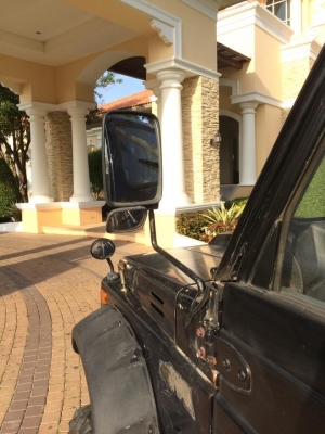 คารีเบี้ยนตู้ปลาเครื่อง1800cc. Toyota 7k สดๆวางใหม่ อะไหล่หาง่าย ราคาถูก วิ่งดีกว่าเครื่องเดิมเยอะครับ ยกสูง คันชักใหม่ๆ แหนบ กระทิง 4.5 ทั้งหมด ล้อ15x8. ออฟลึกใหม่ๆ พร้อมยางใหม่ 33นิ้ว เฟือง8/41 สโล1000 ประตู จิมนี่ คานหลังคาจิมนี่ ฝากระโปรง แก้ม กระจังห