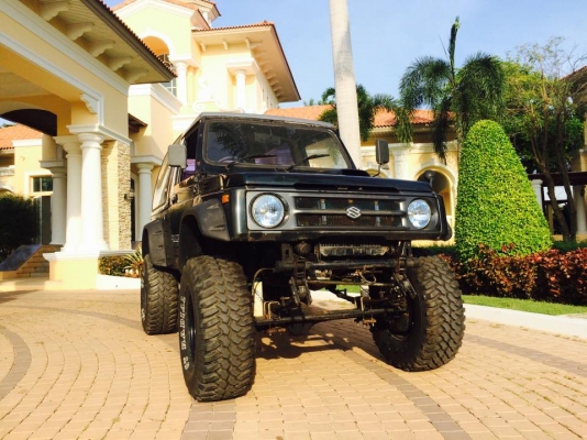 คารีเบี้ยนตู้ปลาเครื่อง1800cc. Toyota 7k สดๆวางใหม่ อะไหล่หาง่าย ราคาถูก วิ่งดีกว่าเครื่องเดิมเยอะครับ ยกสูง คันชักใหม่ๆ แหนบ กระทิง 4.5 ทั้งหมด ล้อ15x8. ออฟลึกใหม่ๆ พร้อมยางใหม่ 33นิ้ว เฟือง8/41 สโล1000 ประตู จิมนี่ คานหลังคาจิมนี่ ฝากระโปรง แก้ม กระจังห