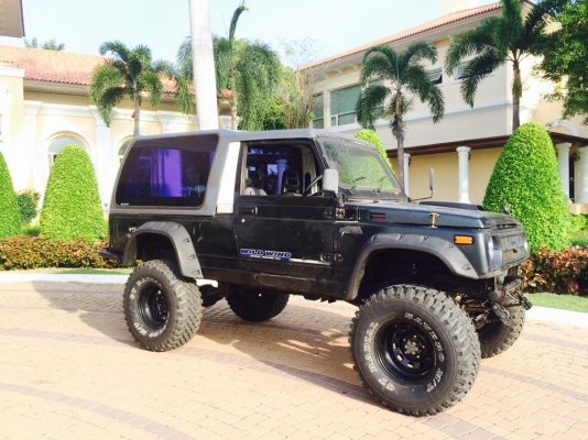 คารีเบี้ยนตู้ปลาเครื่อง1800cc. Toyota 7k สดๆวางใหม่ อะไหล่หาง่าย ราคาถูก วิ่งดีกว่าเครื่องเดิมเยอะครับ ยกสูง คันชักใหม่ๆ แหนบ กระทิง 4.5 ทั้งหมด ล้อ15x8. ออฟลึกใหม่ๆ พร้อมยางใหม่ 33นิ้ว เฟือง8/41 สโล1000 ประตู จิมนี่ คานหลังคาจิมนี่ ฝากระโปรง แก้ม กระจังห