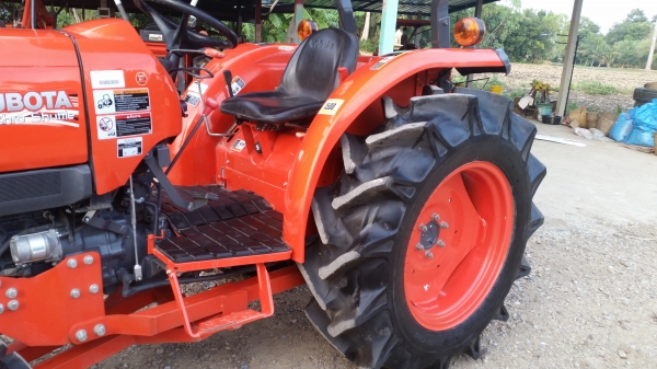 ขายรถไถคูโบต้า  KUBOTA     L4708SP (4WD)