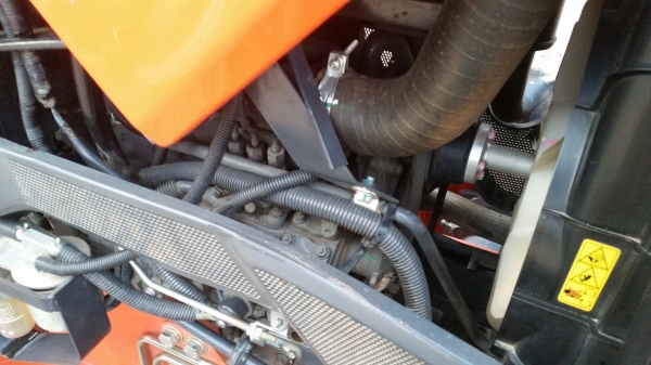 ขายรถไถคูโบต้า  KUBOTA   L 3608 พร้อมชุดใบมีดดันหน้าคานล่าง