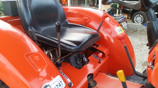 ขายรถไถคูโบต้า  KUBOTA   L 3608 พร้อมชุดใบมีดดันหน้าคานล่าง