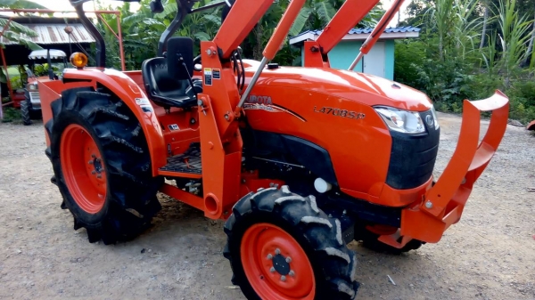 ขายรถไถคูโบต้า KUBOTA L4708SP (4WD)พร้อมบุ้งกี๋ ขายรถไถคูโบต้า KUBOTA L4708SP (4WD)พร้อมบุ้งกี๋
