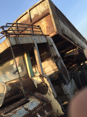 ขายรถบรรทุก 10 ล้อดัมพ์ ISUZU 160 แรงม้า เพลาเดี่ยว ราคารวม 2 คัน 300000