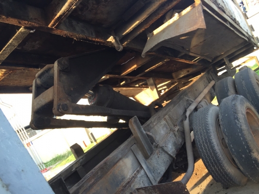 ขายรถบรรทุก 10 ล้อดัมพ์ ISUZU 160 แรงม้า เพลาเดี่ยว ราคารวม 2 คัน 300000