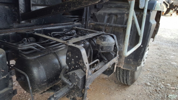 รถฮีโน่ 6 ล้อดั้ม FC4J  145 แรงม้า. ปี 40.   สนใจติดต่อ  081 - 6079515