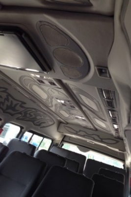 ขายรถตู้คอมมิวเตอรเครื่องเบนชินติดแก้สถูกๆ ขายรถตู้คอมมิวเตอรเครื่องเบนชินติดแก้สถูกๆ