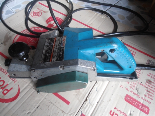 กบไฟฟ้า HIKARI 850W 4 นิ้ว กบไฟฟ้า HIKARI 850W 4 นิ้ว