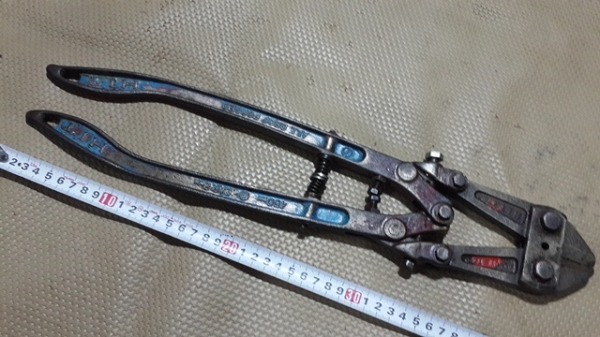 ลดต่ำกว่าทุนครับ!!!!คีมตัดH I Tญี่ปุ่นครับเหล็กดีตัดจิง เก่าVintage น่าเก็บสะสม