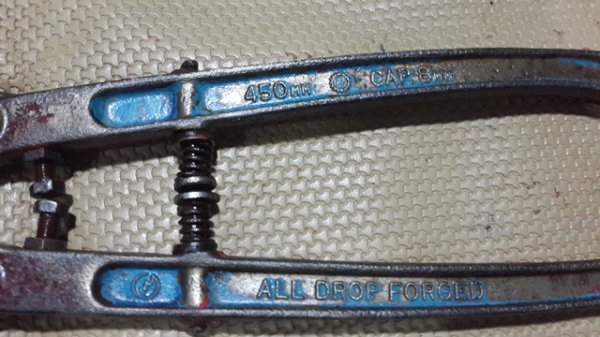 ลดต่ำกว่าทุนครับ!!!!คีมตัดH I Tญี่ปุ่นครับเหล็กดีตัดจิง เก่าVintage น่าเก็บสะสม