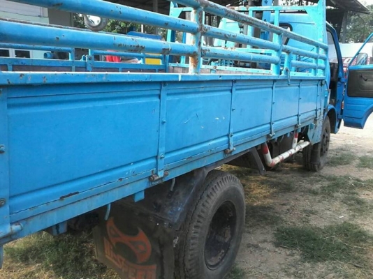 รถ 6 ล้อ ISUZU ติดเครน 2.2 ตัน เครื่อง 100 แรง