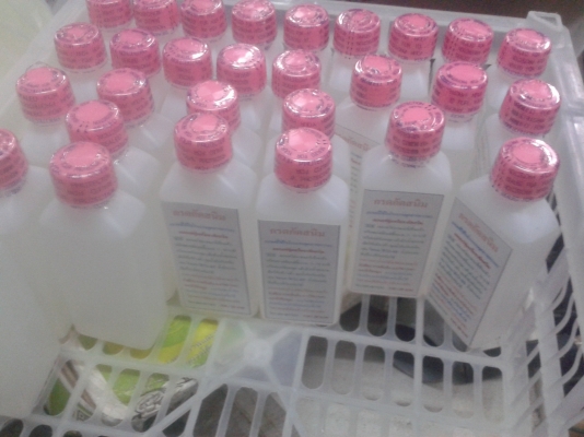 ขายส่ง กรดกัดสนิม /ล้างสนิม / ไม่กัดมือ // แช่ หรือ จุ่ม หรือ ทา  120ซีซี   20 บาท เท่านั้น