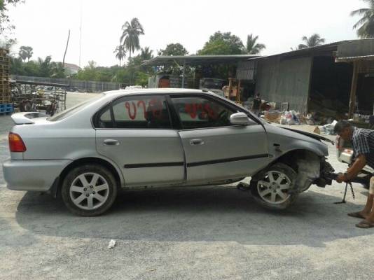 ซากฮอนด้าซีวิค ปี99 ถอดเเยกขายอะไหลทุกอย่างสนใจสอบถามได้มีหลายรุ่นเก๋งเเละกระบะ รับซื้อรถอุบัตเหตุทุกสภาพ