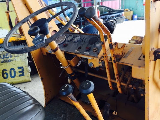 ขาย รถตัก KOMATSU SD10 เก่านอก สวยๆ ขาย รถตัก KOMATSU SD10 เก่านอก สวยๆ