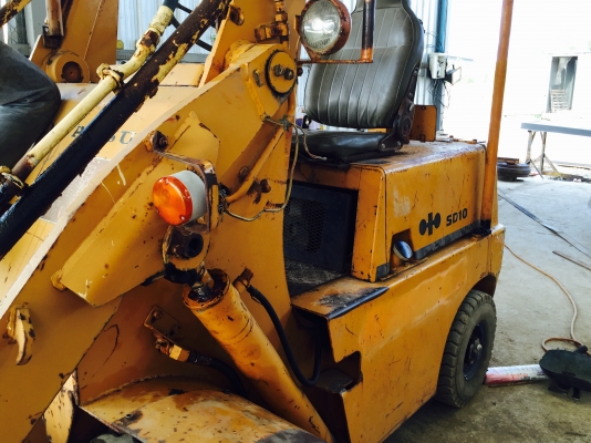 ขาย รถตัก KOMATSU SD10 เก่านอก สวยๆ ขาย รถตัก KOMATSU SD10 เก่านอก สวยๆ